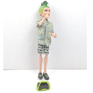 Monster High Deuce Gorgon Doll Son of‎ Medusa Shirt Shorts Shoes Mattel